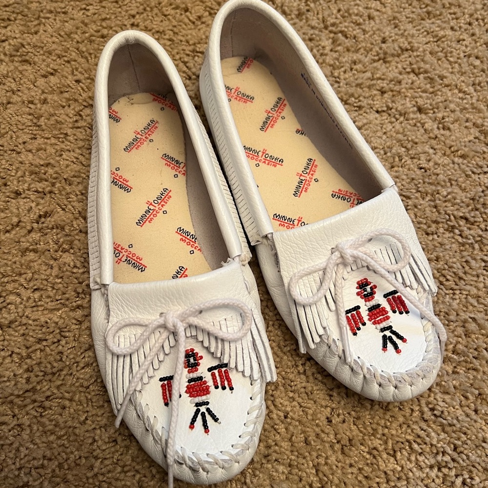 Minnetonka Moccasins - 7.5